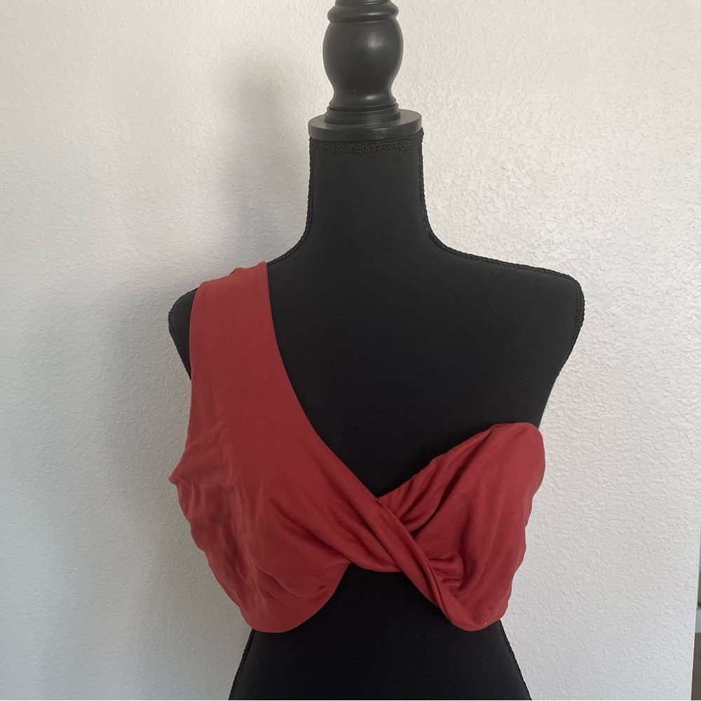 Twisted Crop-top/Bralette